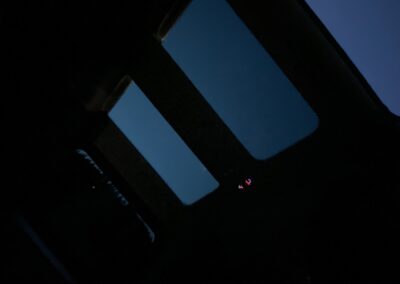 Dachfenster bei Nacht